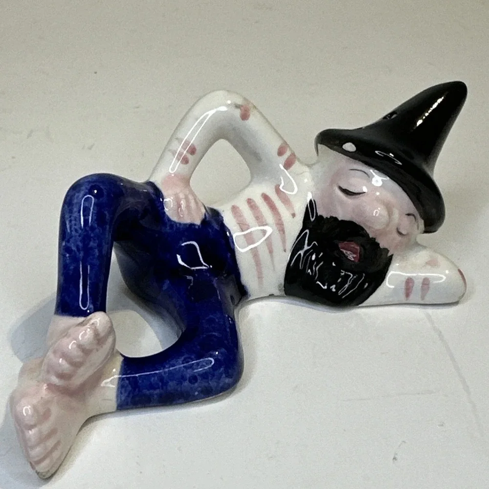 As Is Vintage Hillbilly Drunk Jug Moonshine Salt Pepper Shakers CHIPPED READ